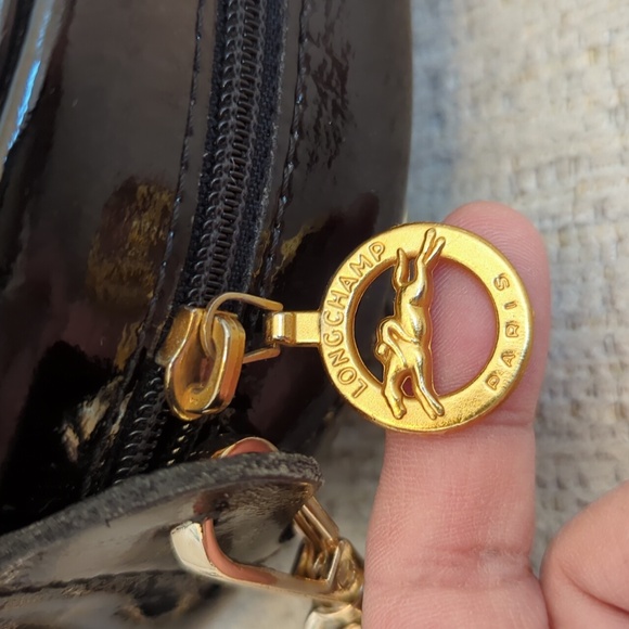 Longchamp Black Patent Round Crossbody - Picture 4 of 14